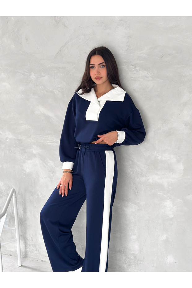 Soft Texture Plain Line Turn-Down Collar Tracksuit Set with Side Stripes