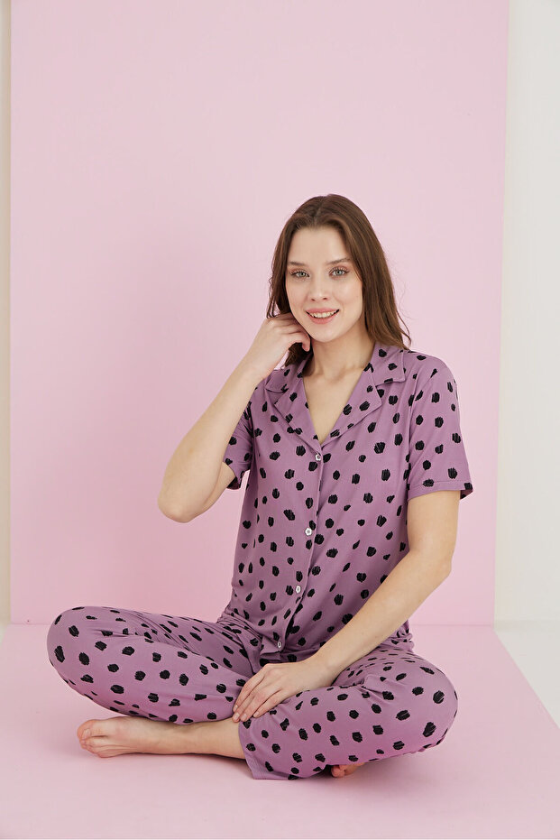 طقم بيجامة بأزرار من الخيزران - 1