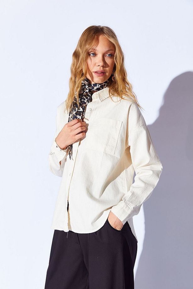 Ekru Oversize tek cepli gabardin rahat kesim soft dokulu pamuk kadın gömlek  | MKW168174-01 - 3