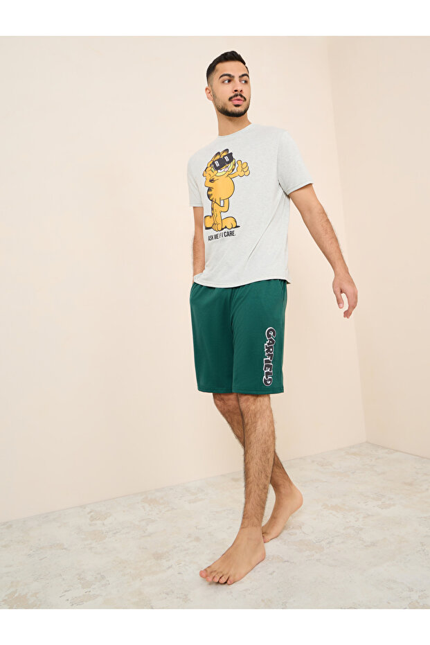 Garfield Graphic Print T-Shirt and Shorts Set