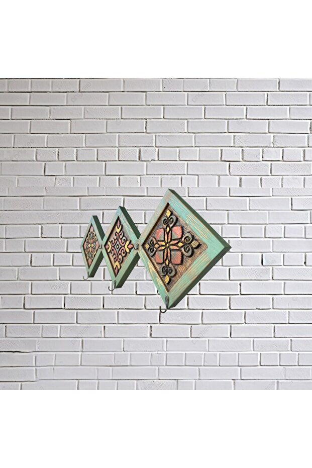 Ahşap Oyma Askı - 2