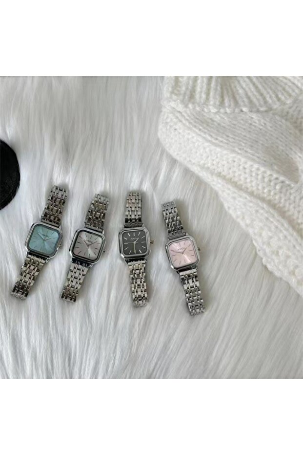Vintage Retro Stylish Women's Wrist Watch