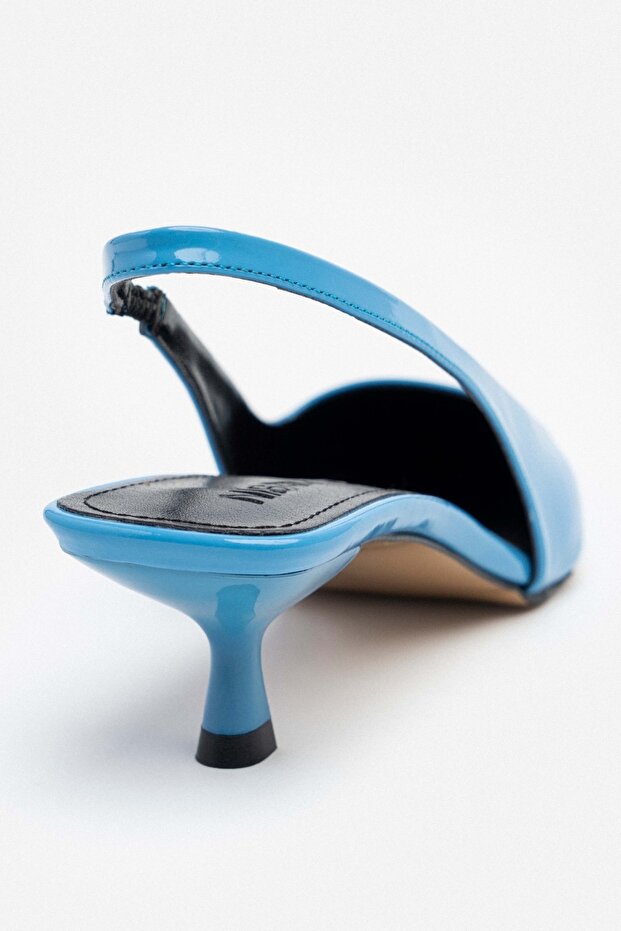 Rodney kék lakkbőr női sarkú cipő gumival - 8