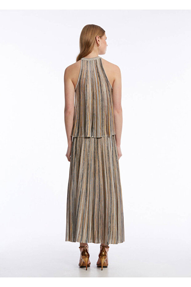 Bej Renk Bloklu Triko Üst - 5