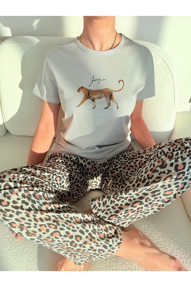 Leopar Desenli Pamuklu Kısa Kol Örme Pijama Takımı - 4