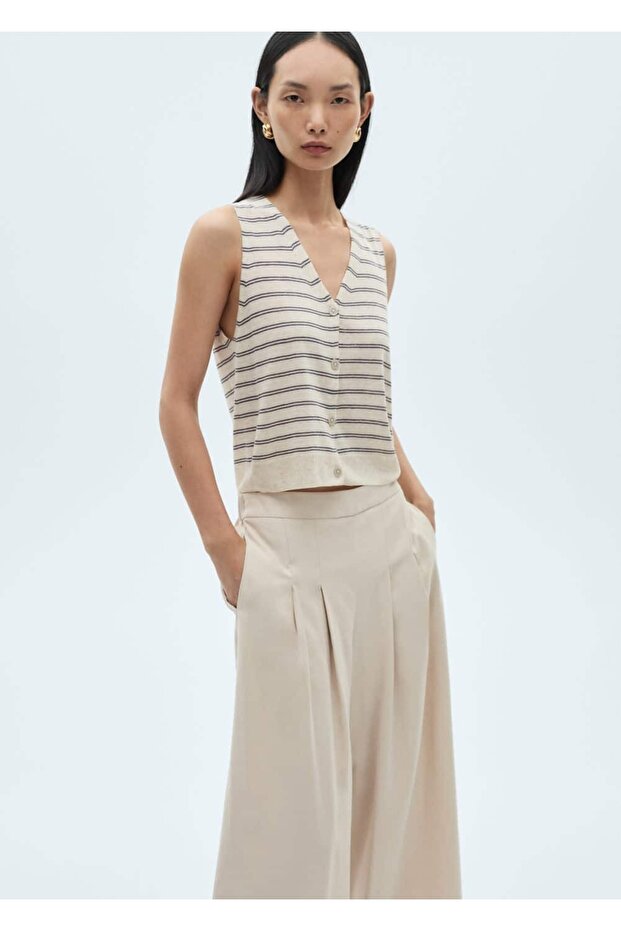 Düğmeli örgü yelek - 1