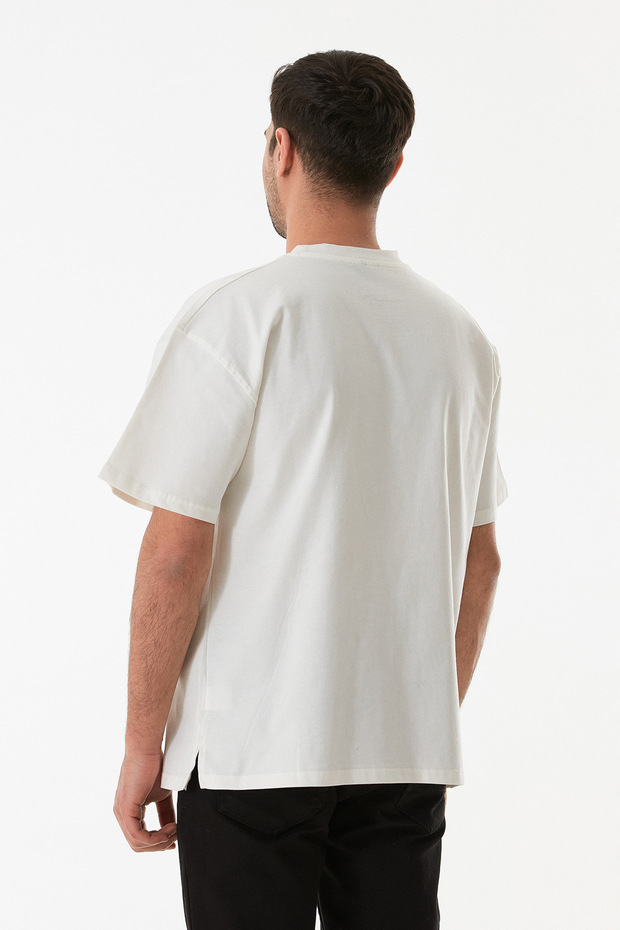Basic Bisiklet Yaka Oversize Tişört - 4