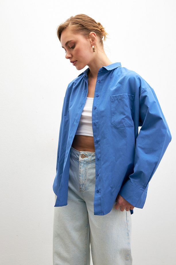 Kadın Mavi Oversize Basic Cep Detaylı Poplin Uzun Kol Gömlek - 3