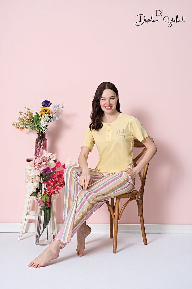 Kadın - Sarı Kısa Kollu Düğmeli Modal Kumaş Alt Üst Pijama Takımı - 1
