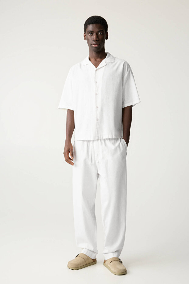 Keten karışımlı ve kısa kollu gömlek - 3