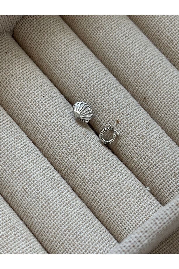 925 Gümüş Nal Desenli Minimal Piercing 6 mm Bar ve 4 mm Figür - 3