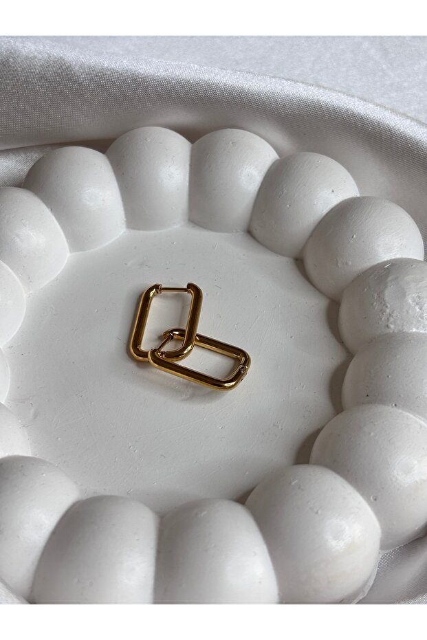 Simple Elegance Thin Square Hoop Earrings - 4