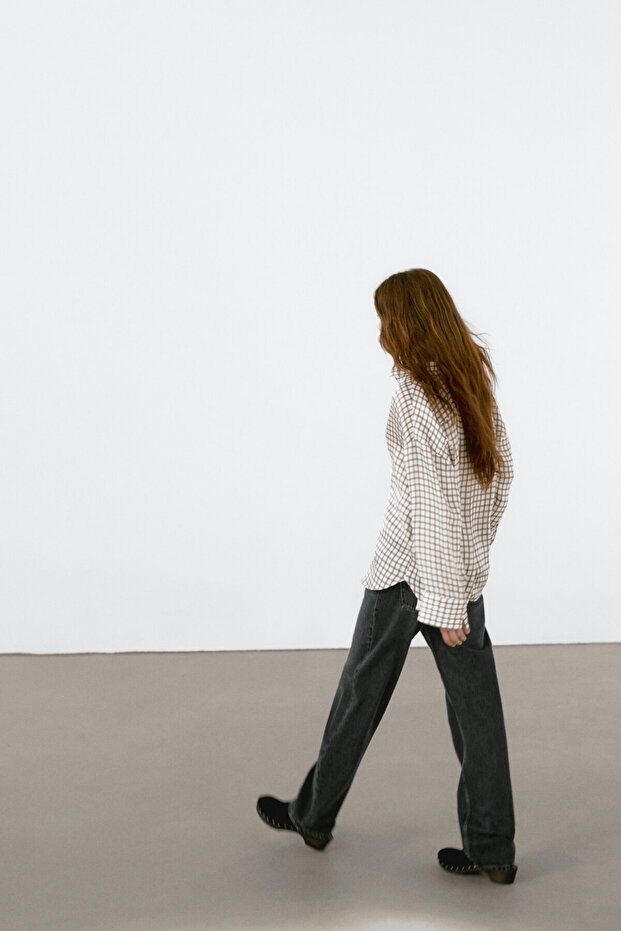 Dökümlü kareli gömlek - 5