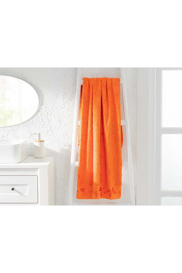 Papillon Bath Beach Towel