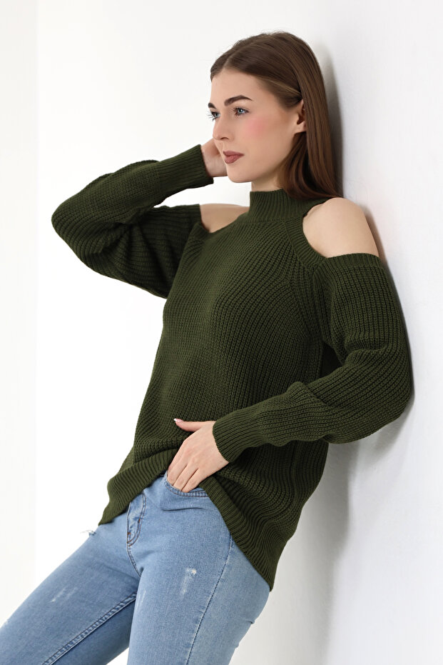 Women's Half Fisherman Shoulder Low-cut Casual Knitwear Sweater