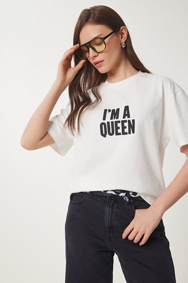 Slogan Knitted T-Shirt Ecru Lcr0032 Model