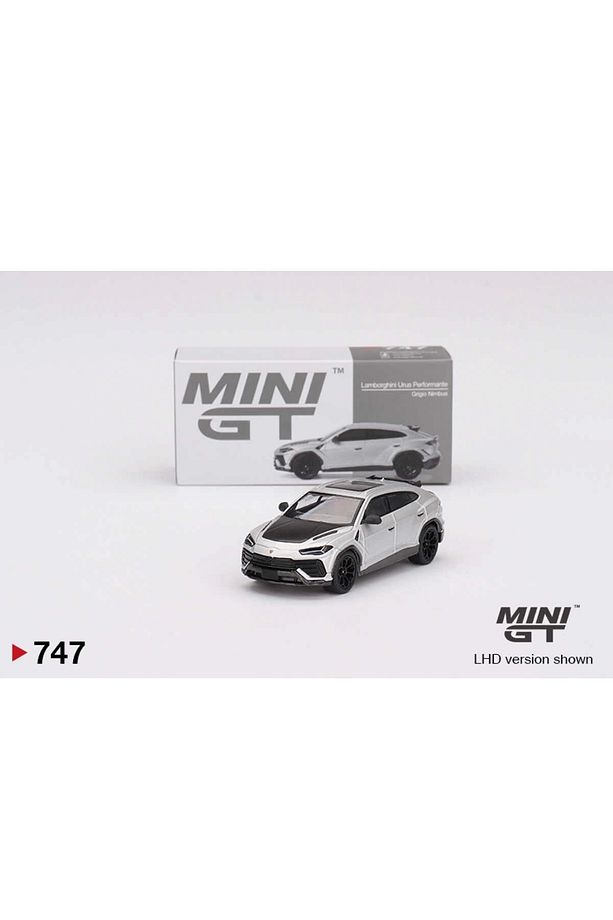 747 Lamborghini Urus Performante Grigio Nimbus LHD Model Araba - 1