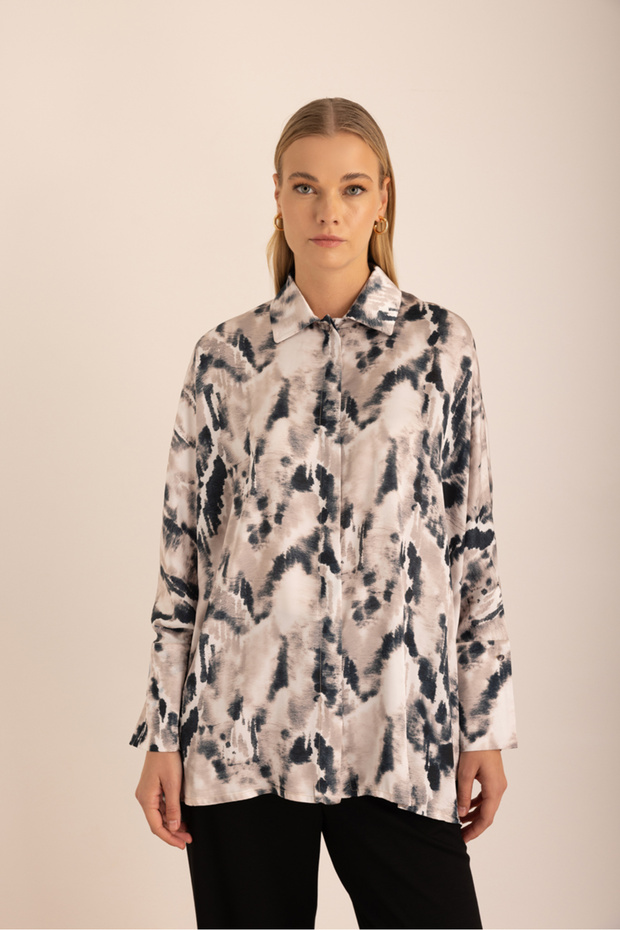 بلوزة بأكمام الخفافيش منقوشة - 2