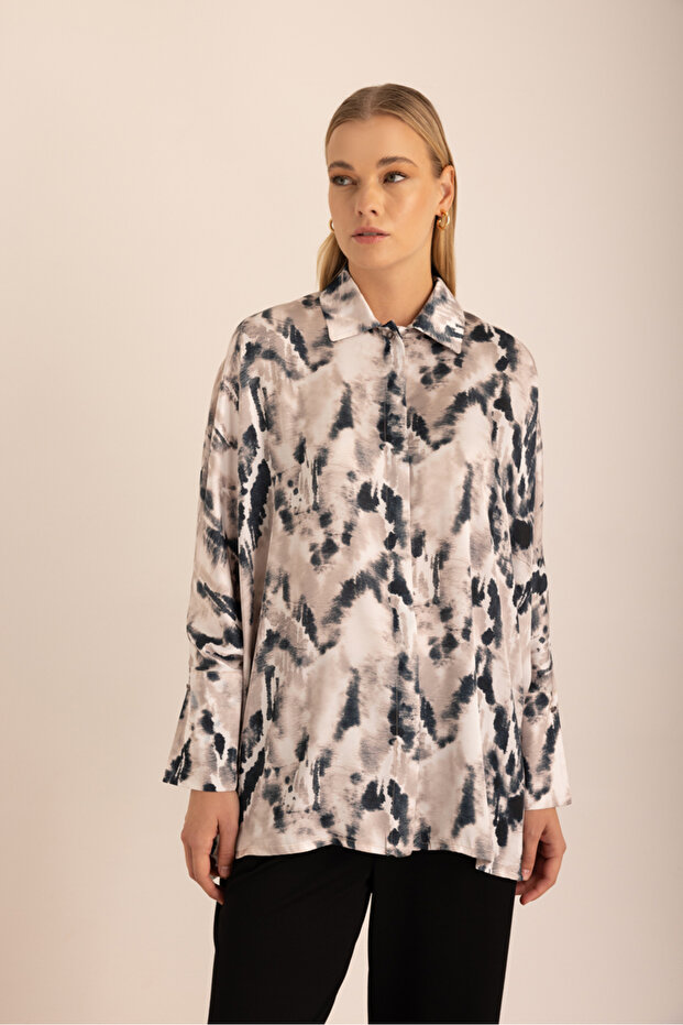 بلوزة بأكمام الخفافيش منقوشة - 4