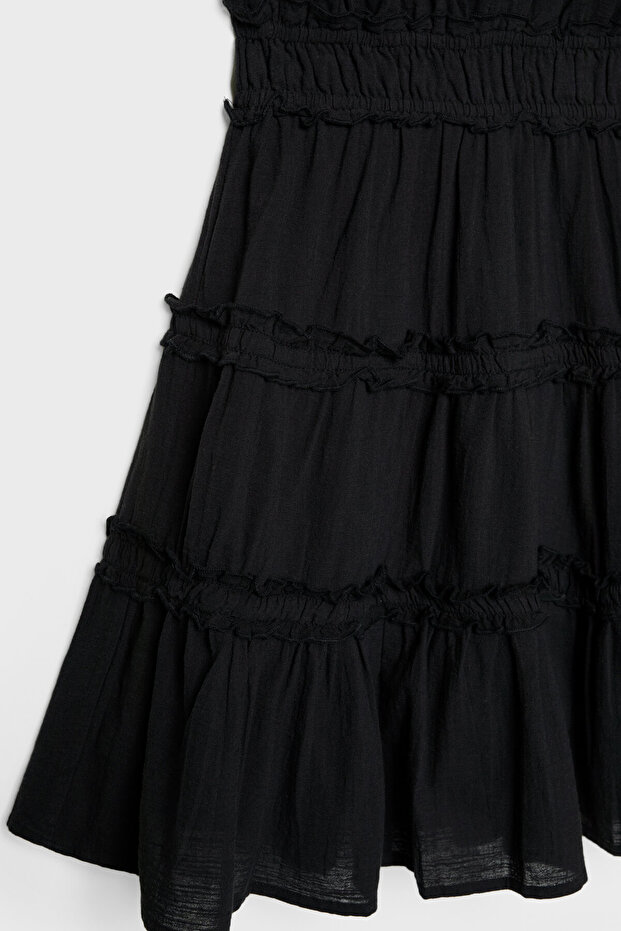 Fırfırlı askılı kısa elbise - 7