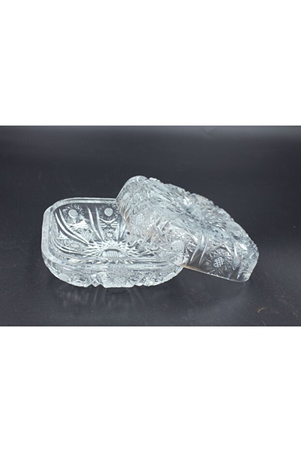 Storage Container with Cutting Pattern - 1