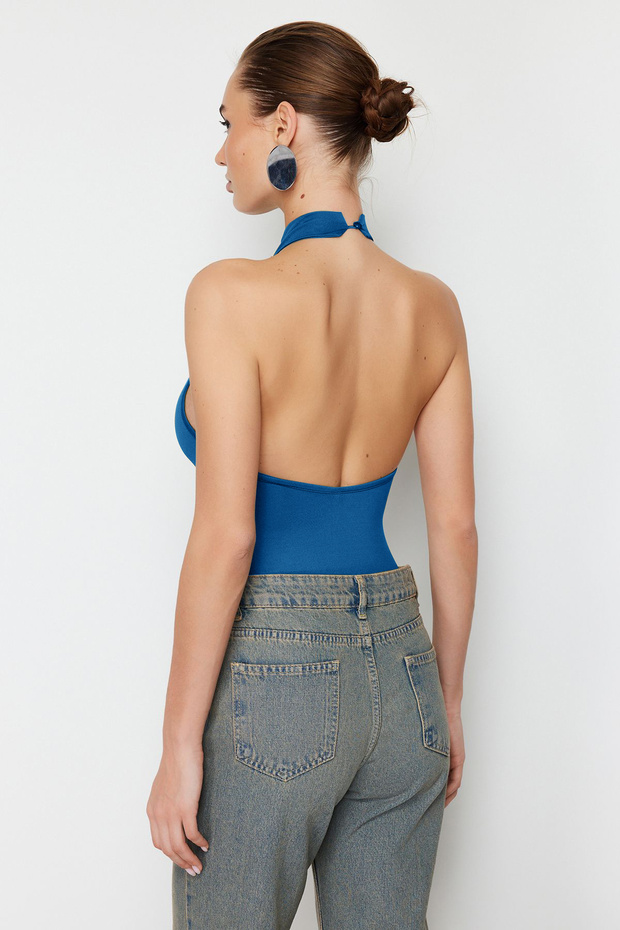 İndigo Dik Yaka Sırt Dekolteli Esnek Çıtçıtlı Örme Body TWOSS23BD00037 - 5