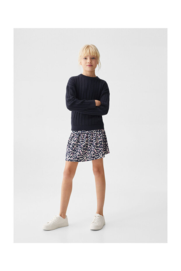 Gestreifter Strickpullover - 7