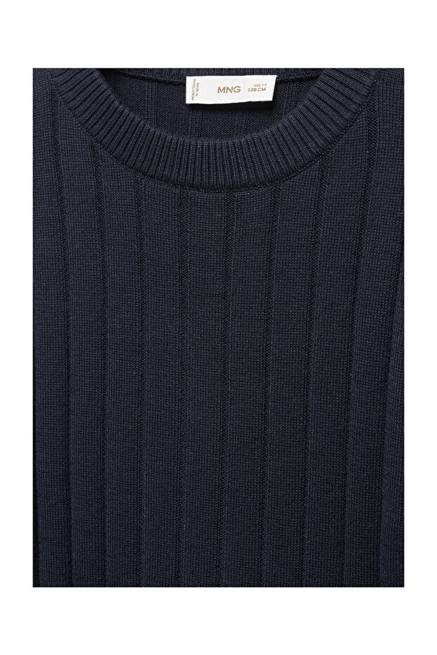Gestreifter Strickpullover - 5