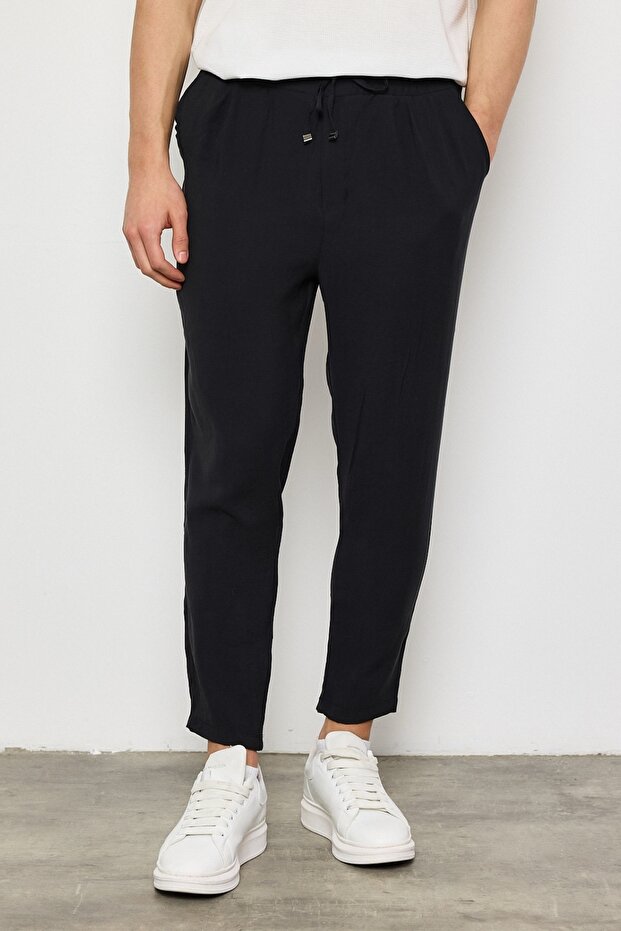 Premium Men's Boyfriend Mold Black Woven Pants with Elastic Waist Ls-23096