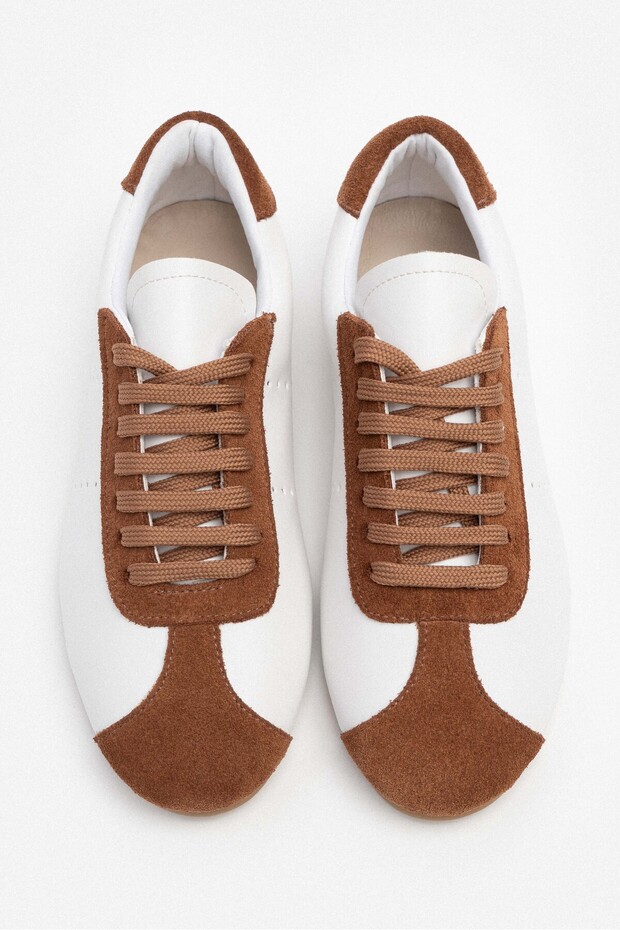 Leroy Białe matowe brązowe zamszowe płaskie podeszwy damskie trampki sznurowane - 7