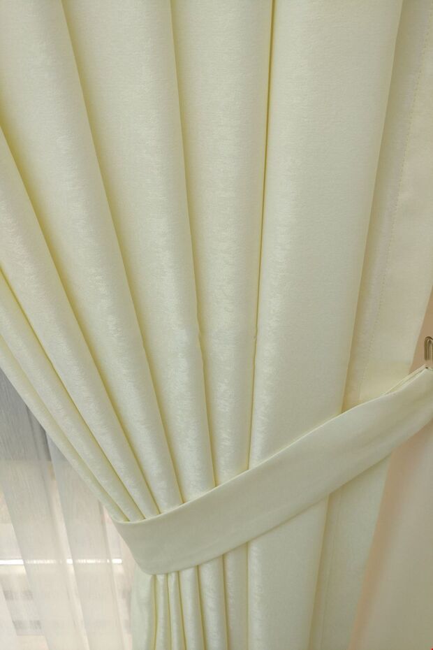 Background Fabric Curtain Cream Color Velvety Soft Soft Wing Side Curtain 1e 3 Draped Simple Stylish Design - 2