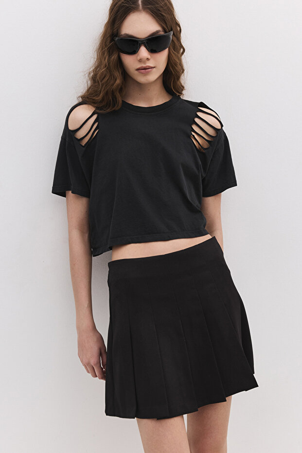 Crop T-Shirt with Cut Out Shoulders