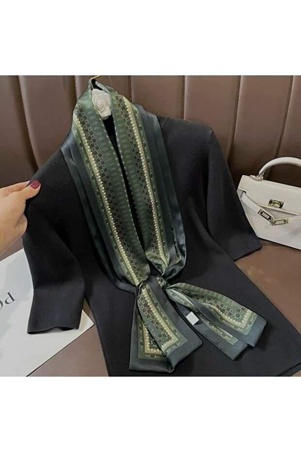 أوشحة منقوشة خاصة باللون الأخضر - 1