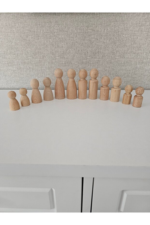 , 12 Li Raw Wood Family Set, Peg Doll
