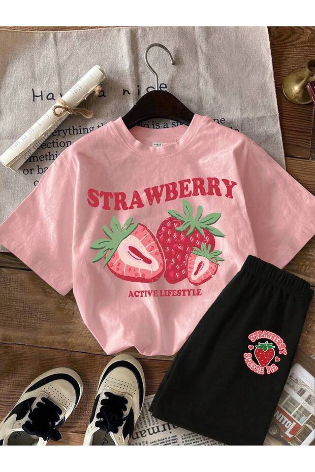 Unisex súprava oversize tričiek s jahodovou potlačou - 1