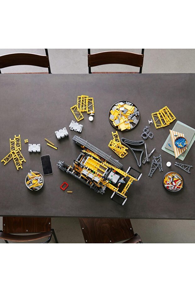 Technic Liebherr Lr 13000 42146 - Tracked Crane, Working Vehicle For Adults Who Love - 8