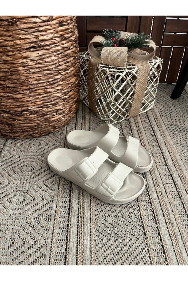 Narrow Mold Soft Sole Extra Light Water Resistant Garden Bathroom Pool Sea Beach Home Street Slippers