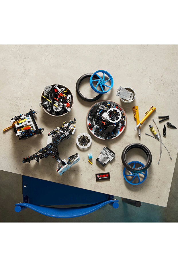 Technic Yamaha MT-10 SP (42159) - 4