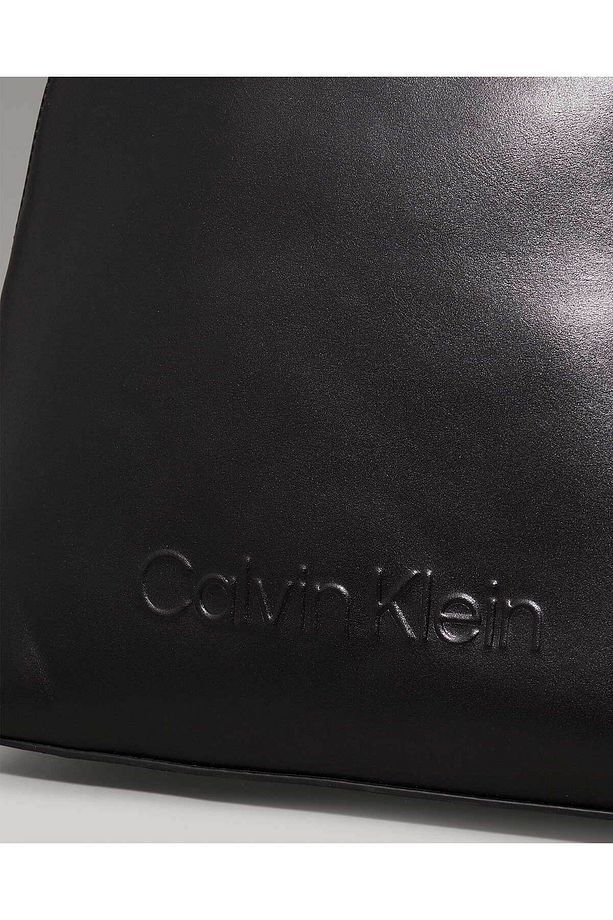 Embossed Round Backpack Sırt Çantası - 4