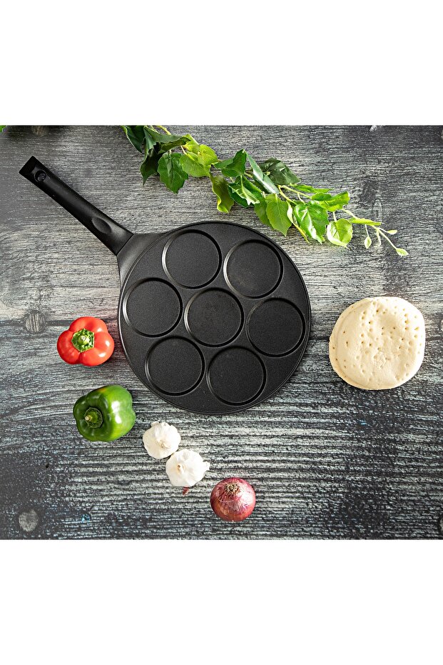 Pancake Maker Cast Aluminium Body, Bakelite Handles RF5781 Royalford