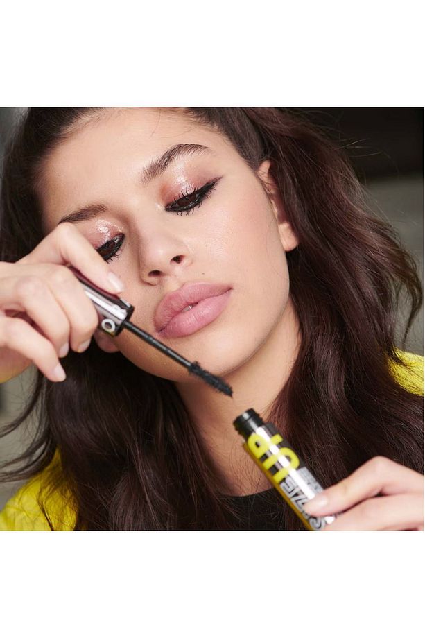 Kirpikleri Tek Tek Ayıran, Uzatan, Kıvıran ve Hacimle Dolgunlaştıran Maskara 14 ML - 4
