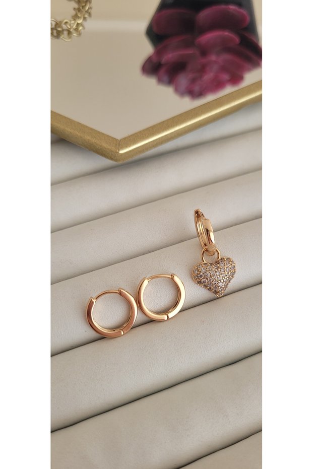 Vip Triple Heart Charmli Earrings
