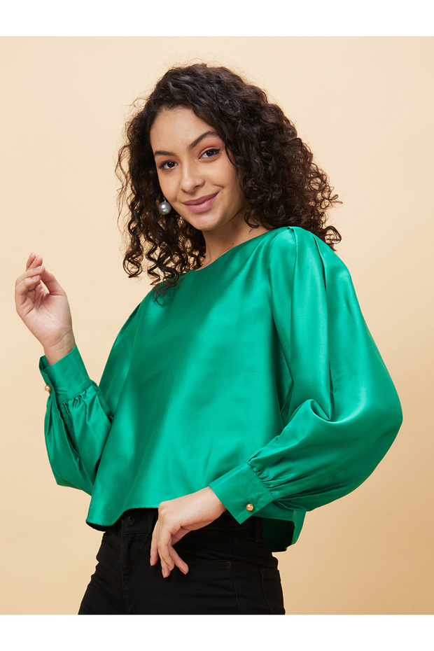 بلوزة سادة برقبة دائرية وأكمام منفوخة - 4