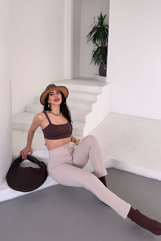 MNG Model Ön Arka Çimalı Dar Paça Pantolon - 1