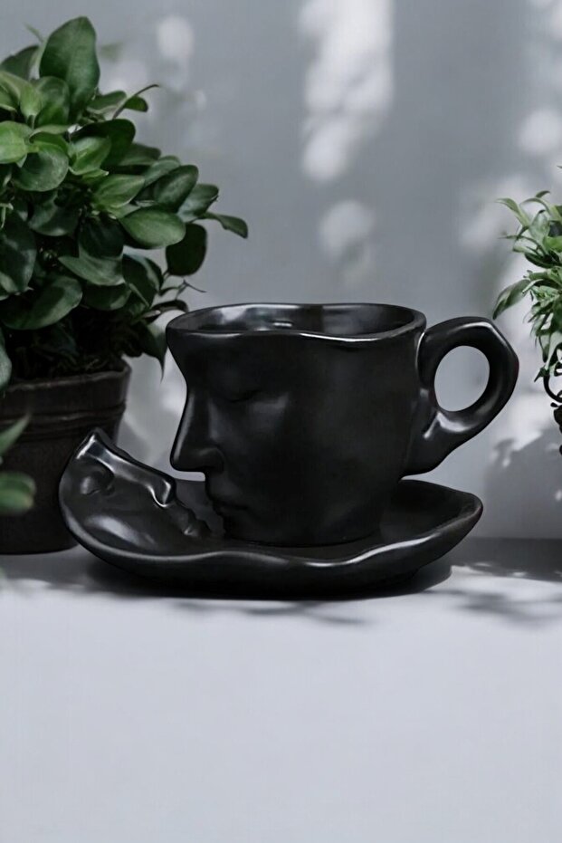 260 ml Face Shaped Ceramic Black Cup Set Mit1187