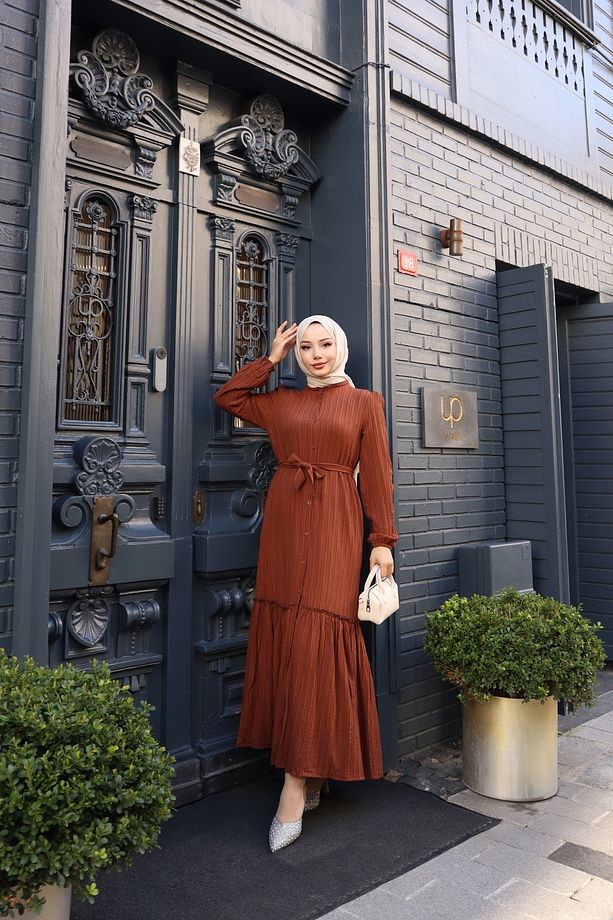 KADIN Kahve Boydan Düğmeli Eteği Piliseli Kuşaklı Lara Keten Uzun Tesettür Elbise - 4