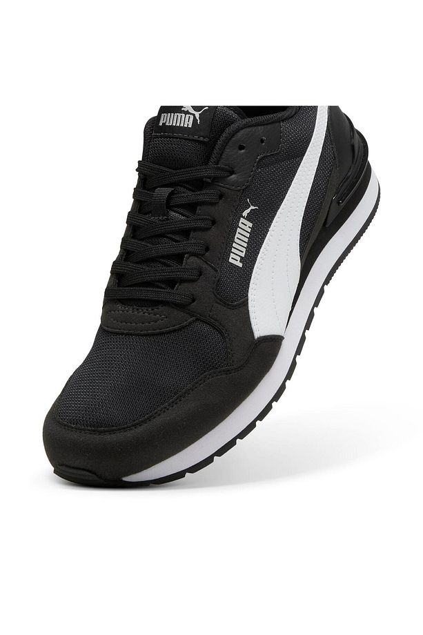 ST Runner v4 Mesh Sneaker - 5