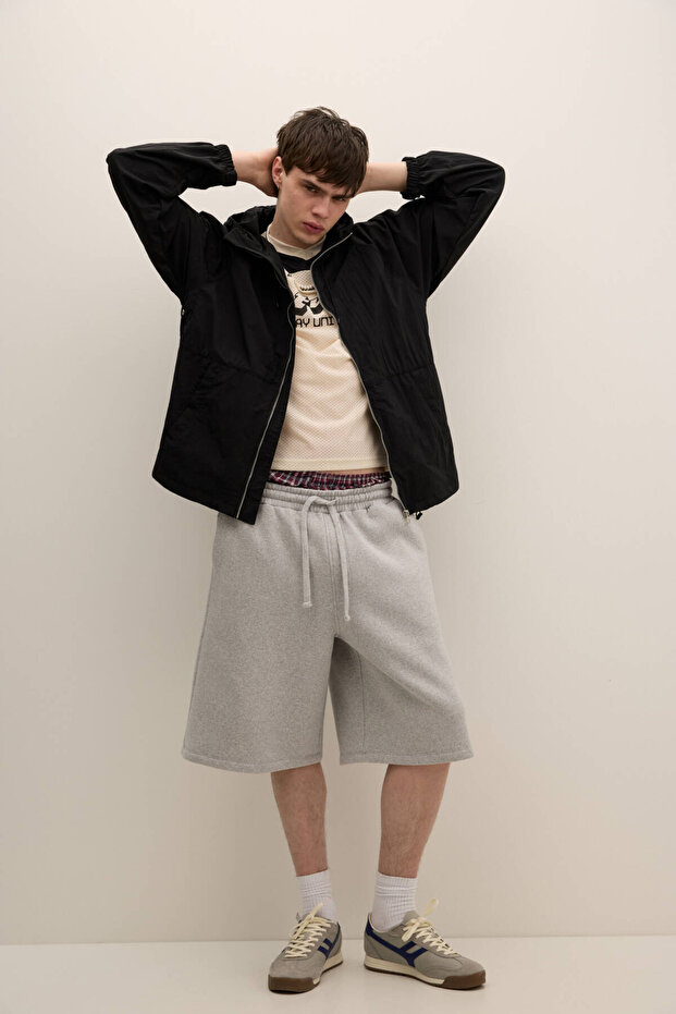 Kapüşonlu hafif yağmurluk - 1