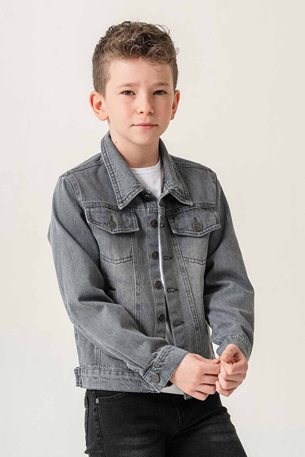 سترة للأولاد من الدنيم بأزرار وجيب مزدوج - 1