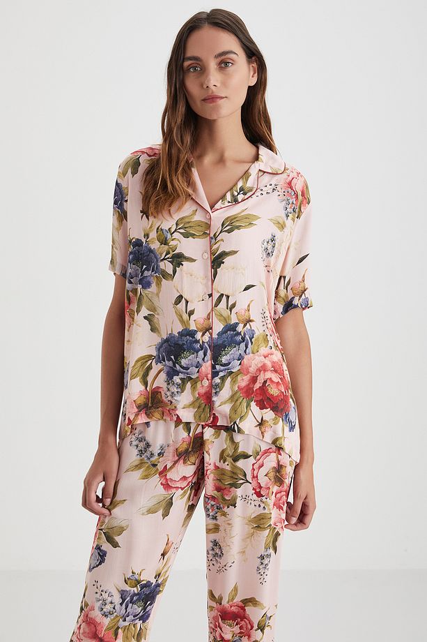 Çiçek desenli pijama takımı - 2
